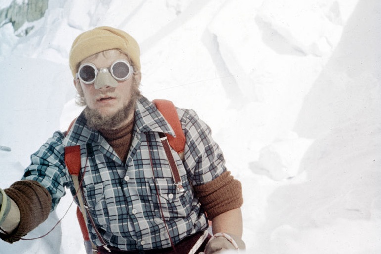 „Idzie się ciężko. Co krok oddech, a przecież to dopiero wysokość ok. 3800 m n.p.m.”.