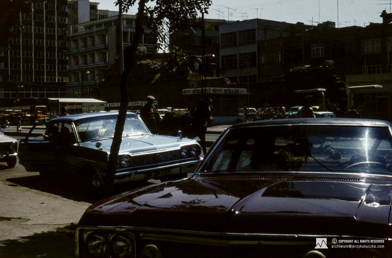 Streets of Kayseri. Travel of the participants of the expedition through Turkey. Route from Katowice to Islamabad.