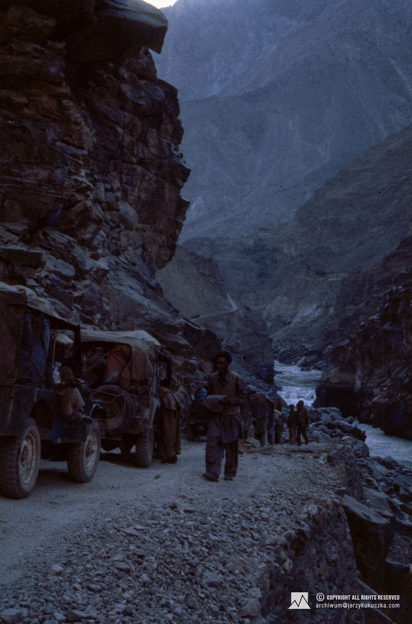 Jeep caravan.