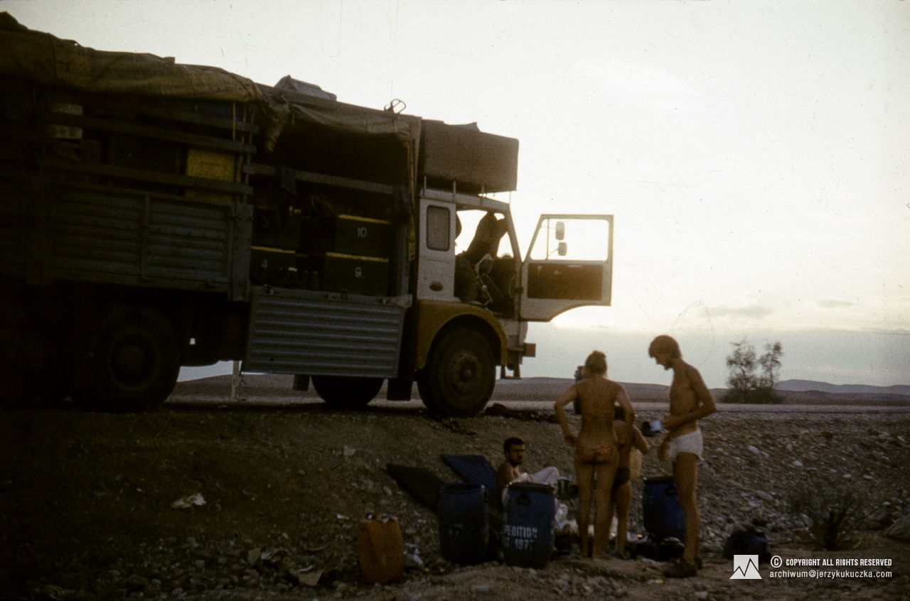 Return of the participants of the expedition to Poland. Drive through Afghanistan. Route from Islamabad to Katowice.