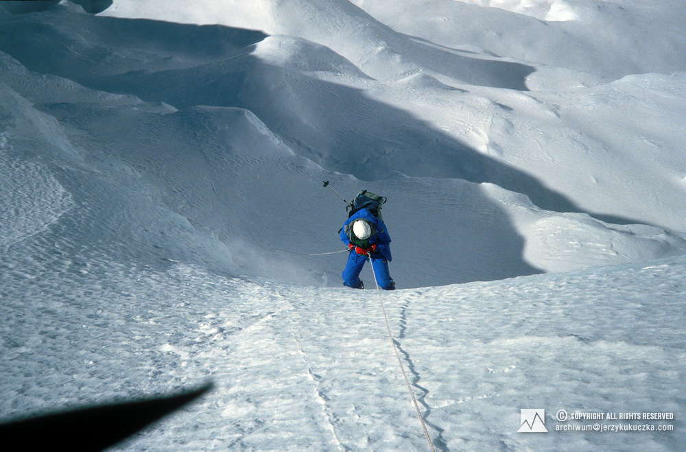 Artur Hajzer on the Annapurna slope.