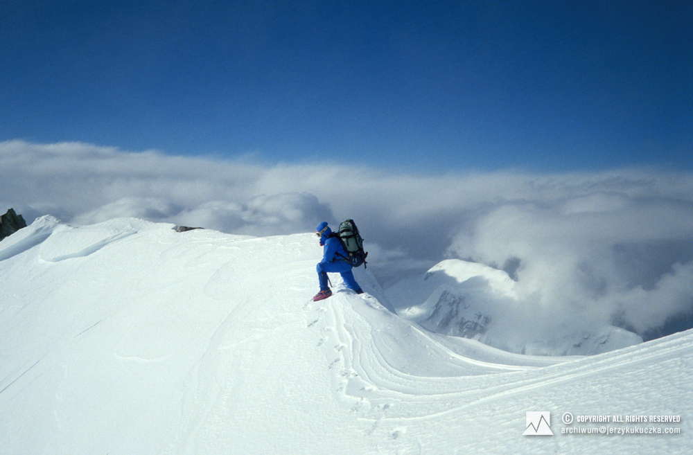 Artur Hajzer near Annapurna I East summit (8010 m above sea level).