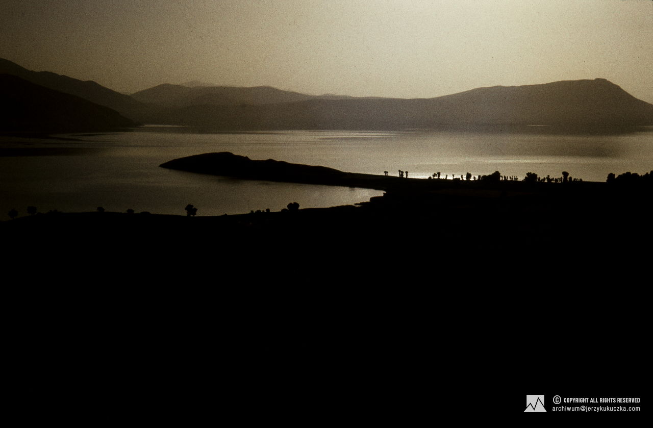 Lake Van in Turkey. Travel of the participants of the expedition. Route from Katowice to Islamabad.