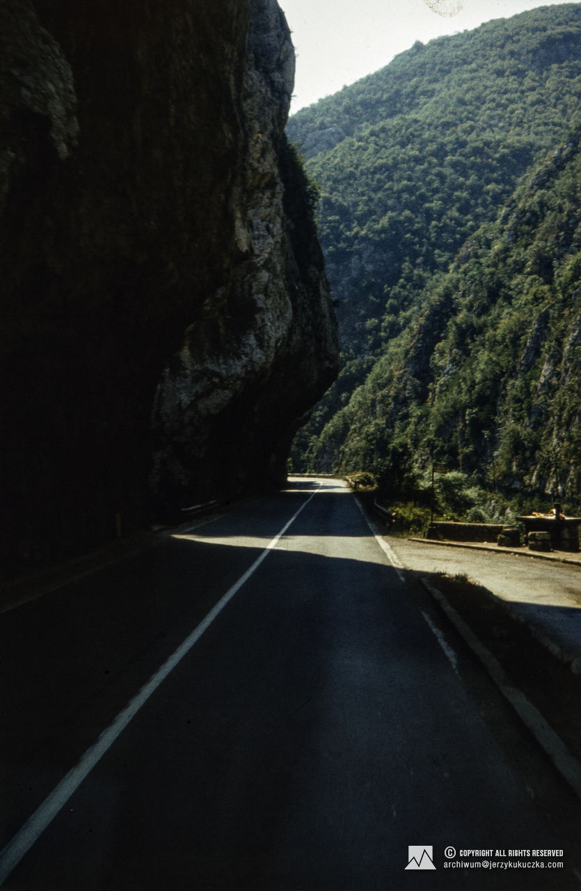 Travel of the participants of the expedition through Bulgaria. Route from Katowice to Islamabad.