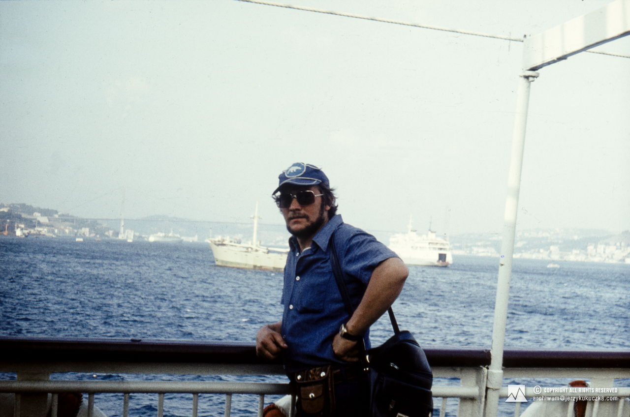 Jerzy Kukuczka in Istanbul. Travel of the participants of the expedition through Turkey. Route from Katowice to Islamabad.