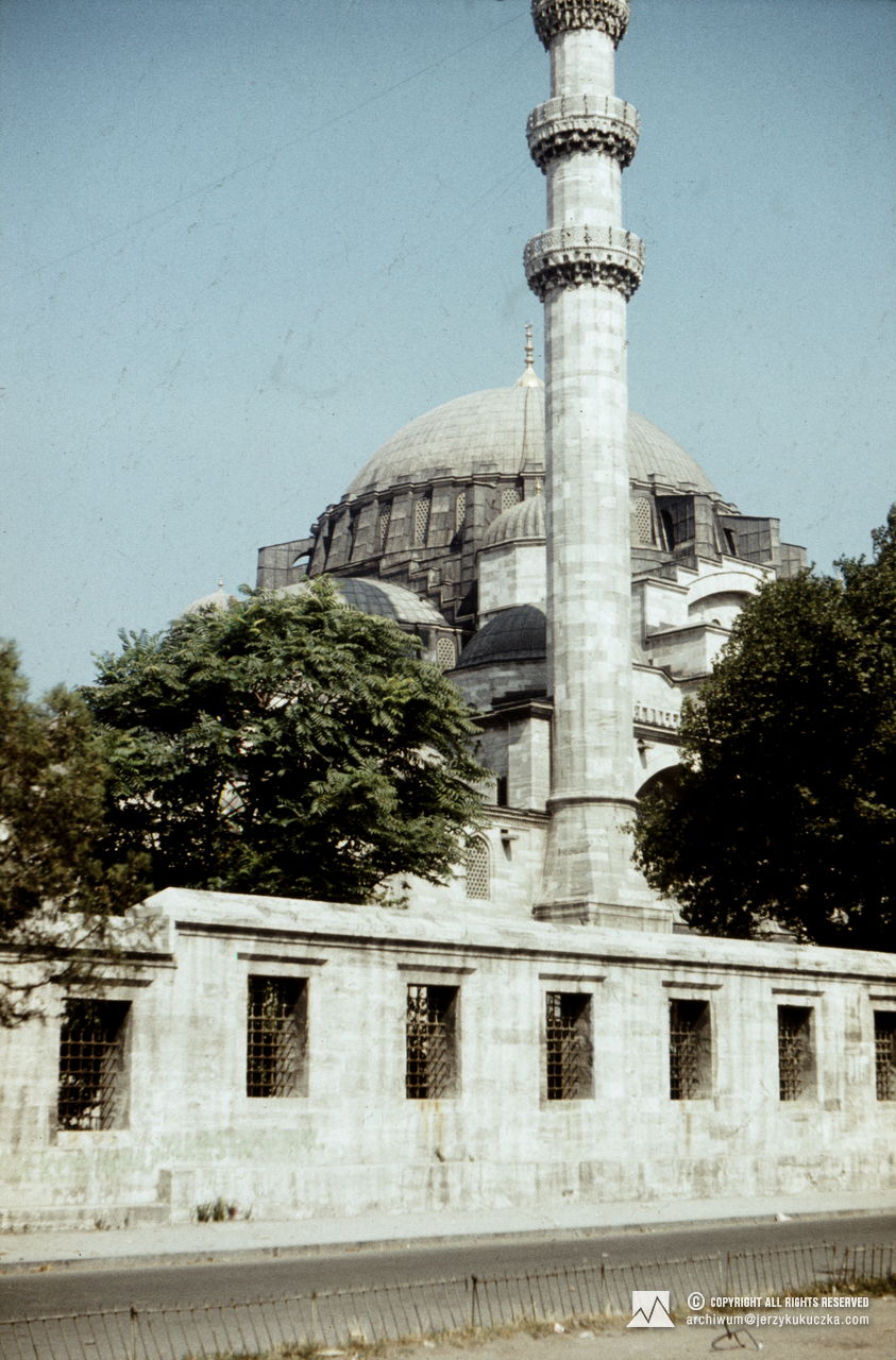 Süleymaniye Mosque in Istanbul. Transfer of the participants of the expedition through Turkey. Route from Katowice to Islamabad.