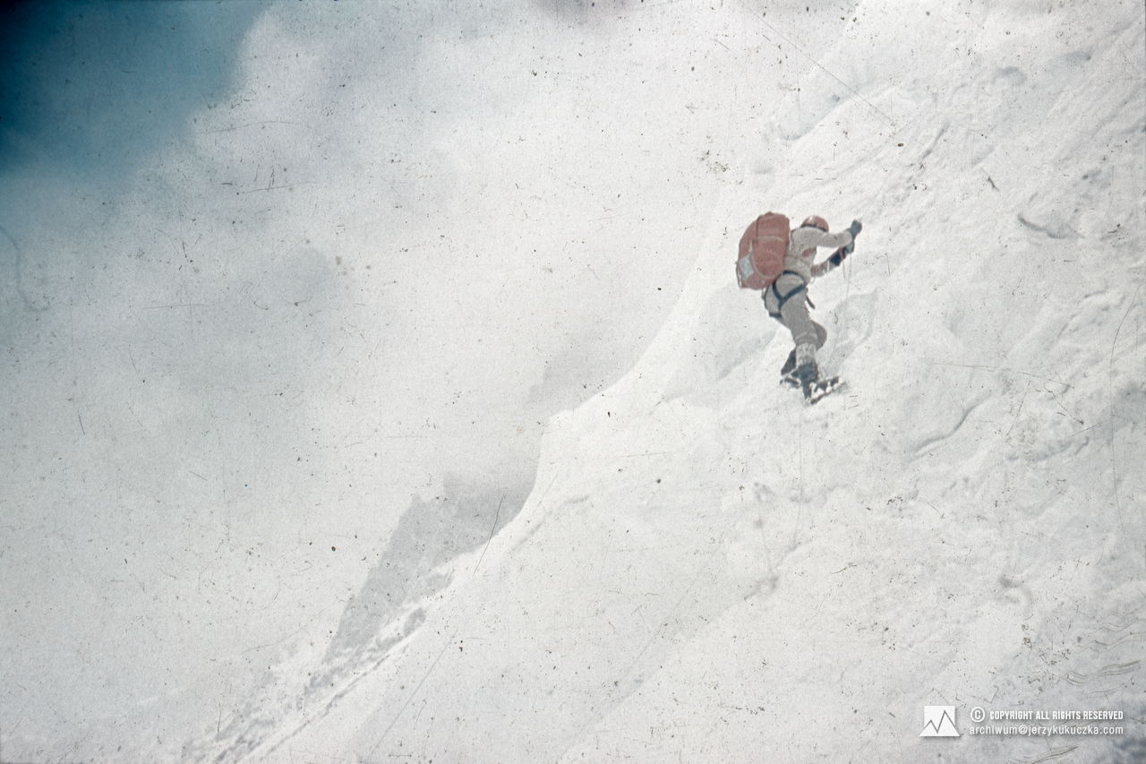 Participant of the expedition while climbing.