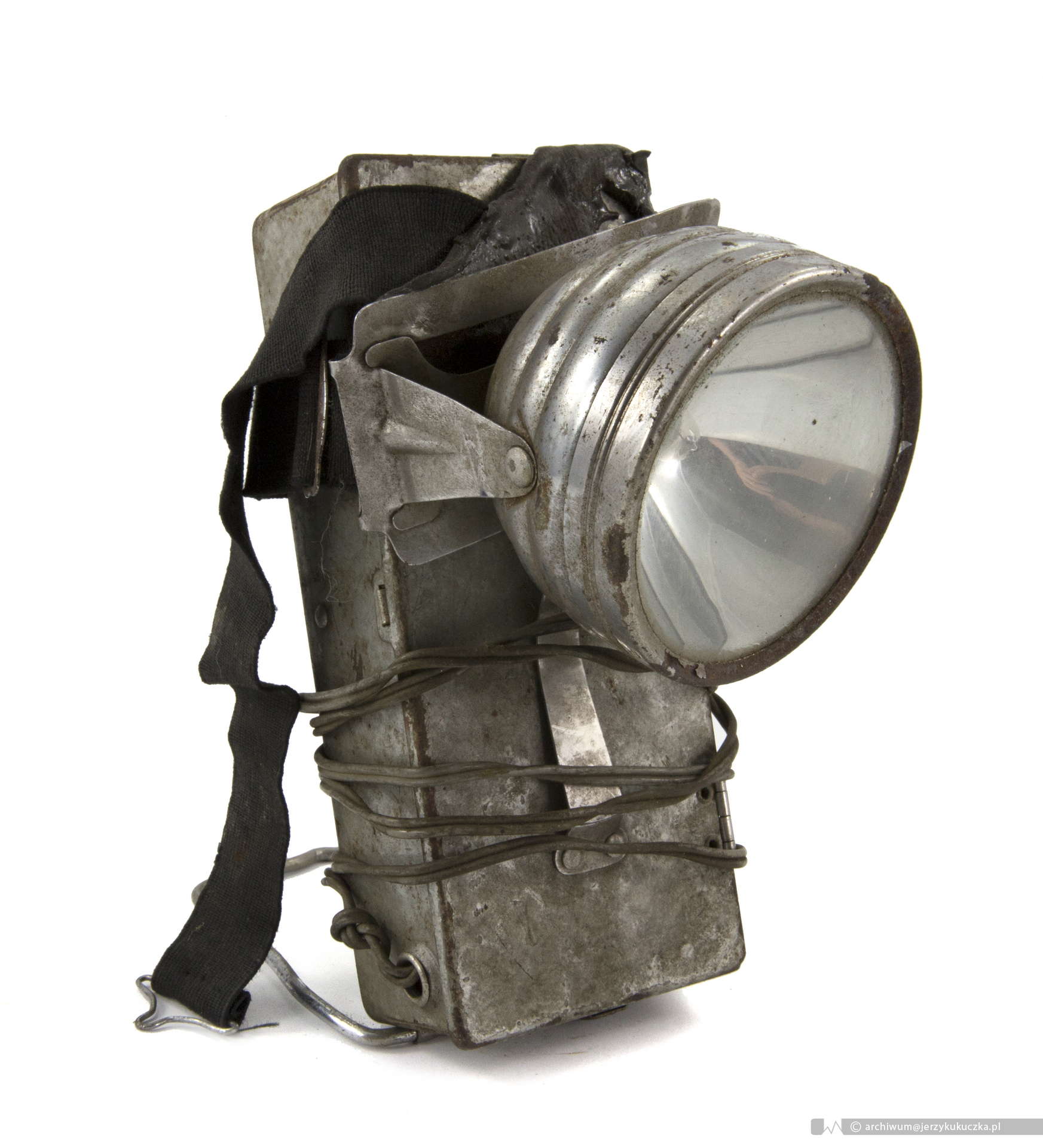 Linterna de Jerzy Kukuczka.