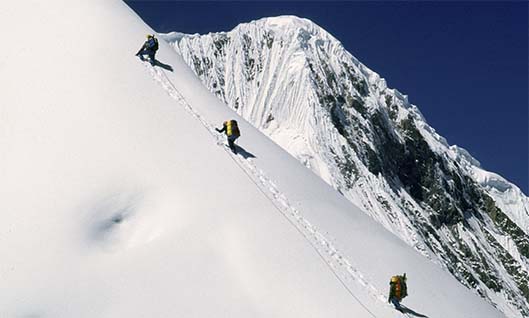 “Postanawiam, że na żadną drogę normalną nie pójdę. Idziemy na całość”.