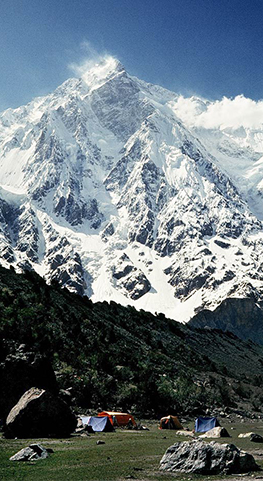 Baza u podnóża Nanga Parbat.